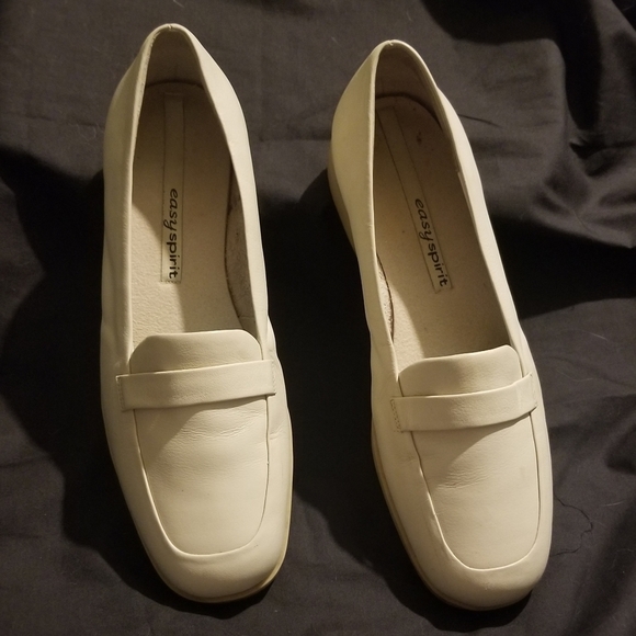 Easy Spirit Shoes - Easy Spirit women's off white slip on flats